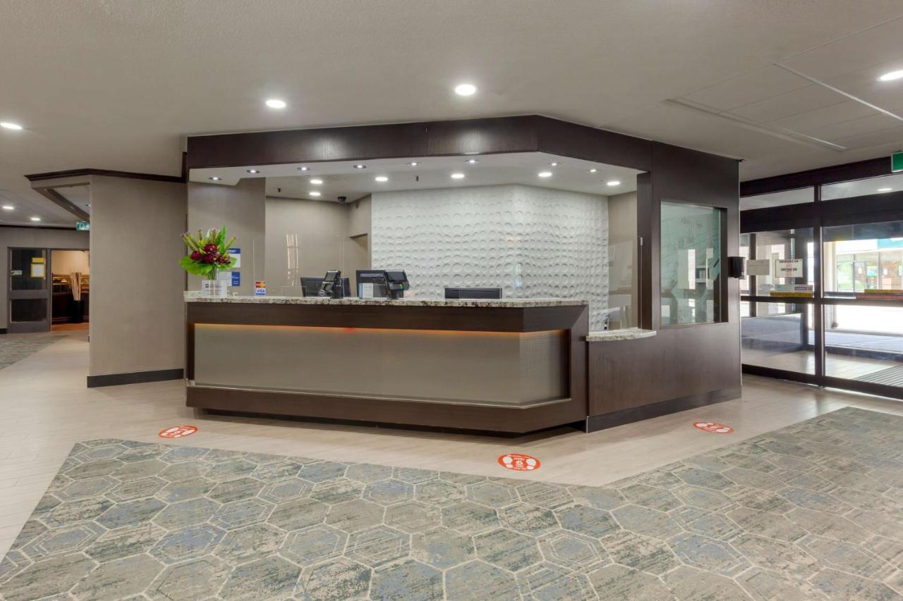 Best Western Plus Toronto Airport Hotel Mississauga Buitenkant foto