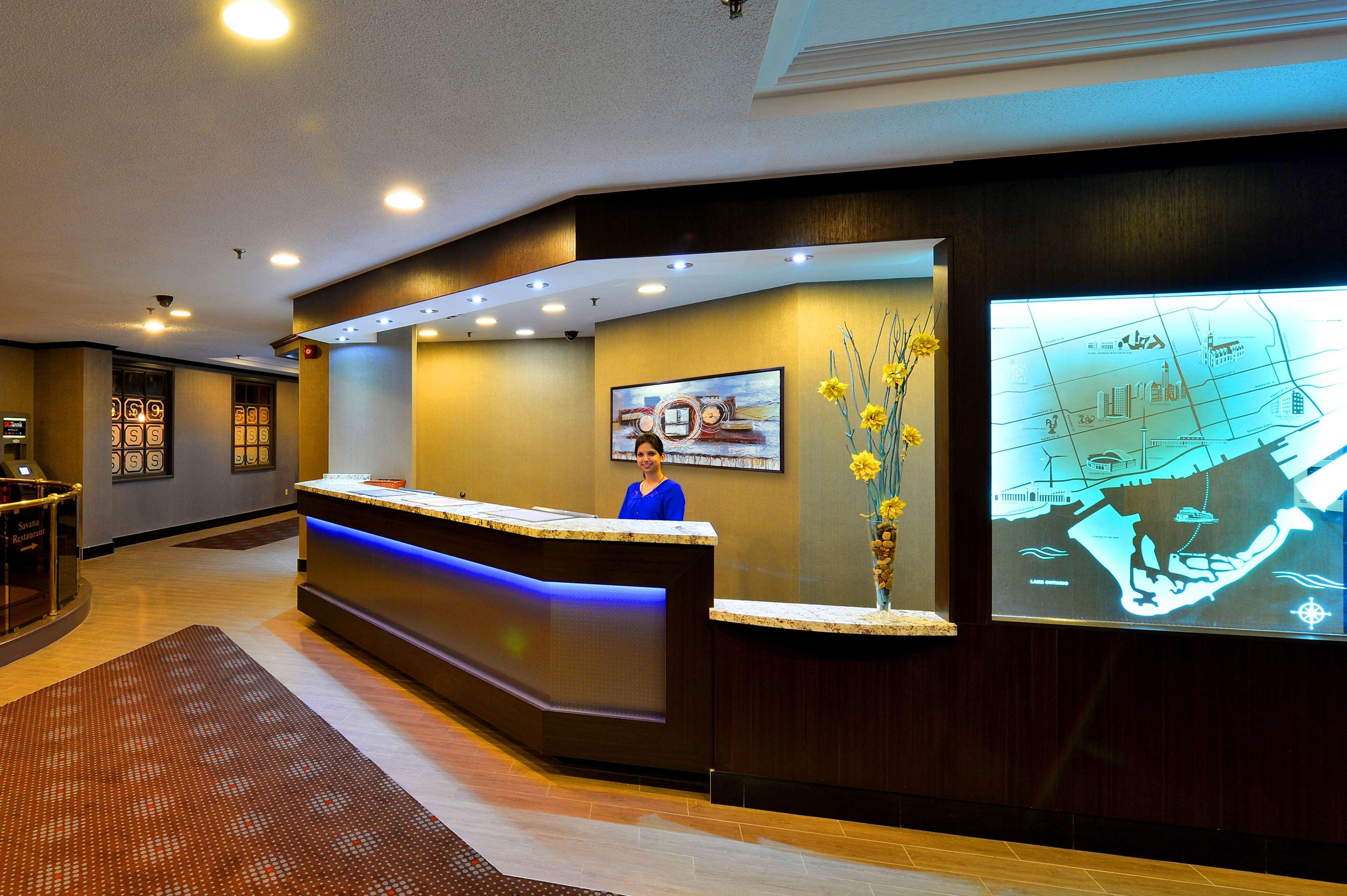 Best Western Plus Toronto Airport Hotel Mississauga Buitenkant foto
